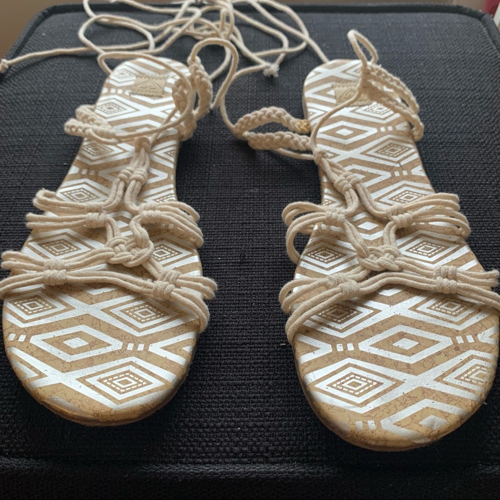 lace up sandal